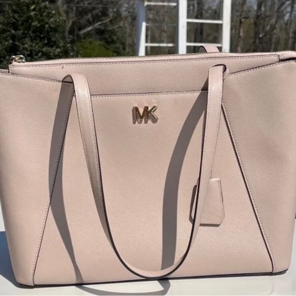 Michael Kors Soft Pink Tote - Excellent Condition
